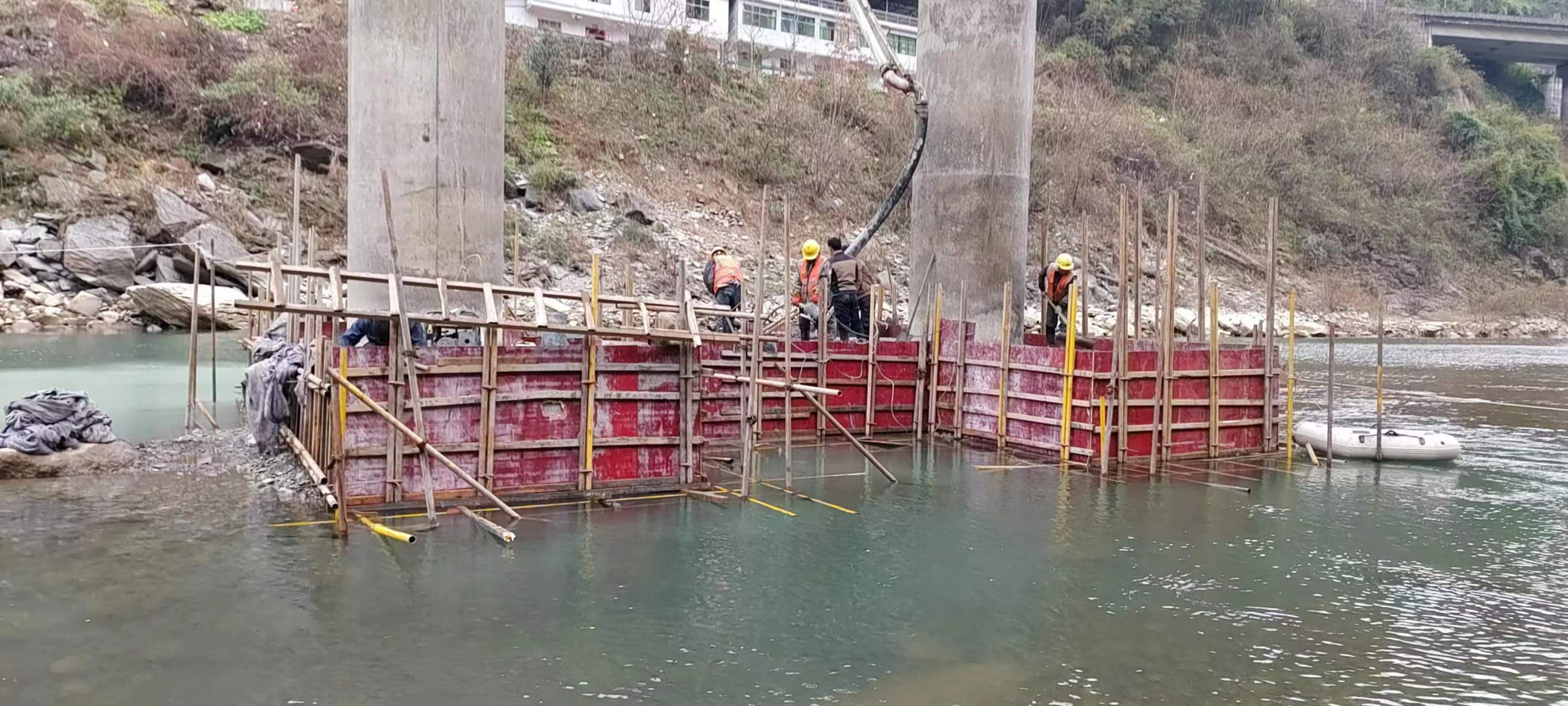 汉中水利工程施工中堤坝渗漏原因以及防渗加固技术